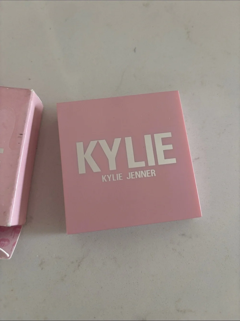 Kylie Cosmetics Blush Compact - Light Pink